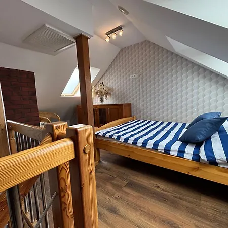 Goscinne U Uli Apartment *