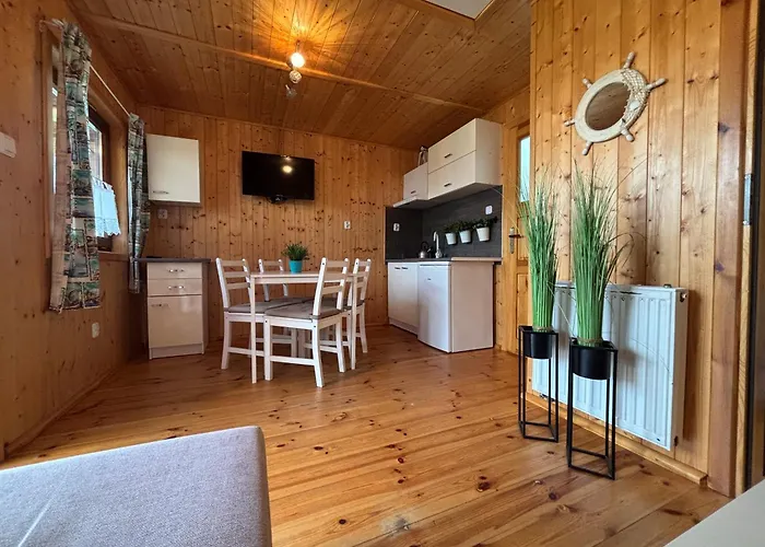 Goscinne U Uli * Jastarnia